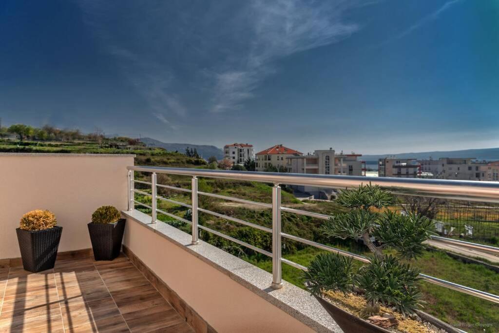 Ensidia Luxury Suite Split Exterior photo